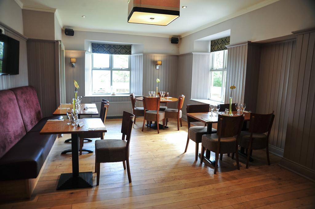 The Warwick Arms Hotel Chew Magna Luaran gambar