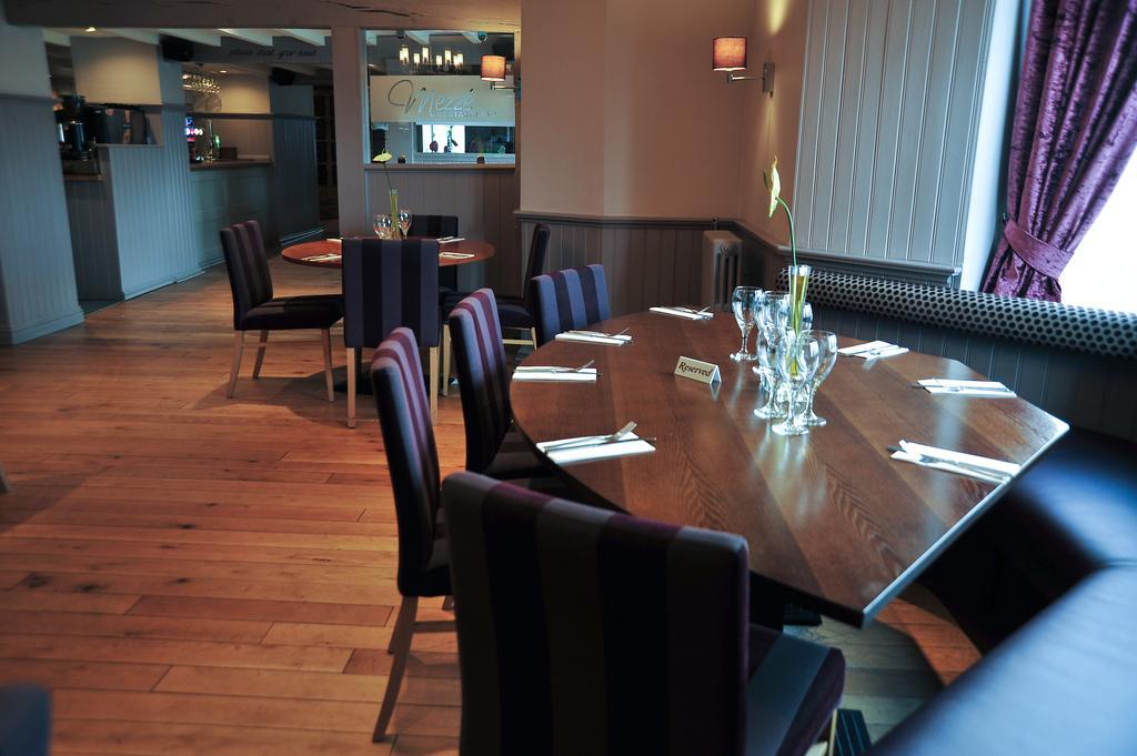 The Warwick Arms Hotel Chew Magna Luaran gambar